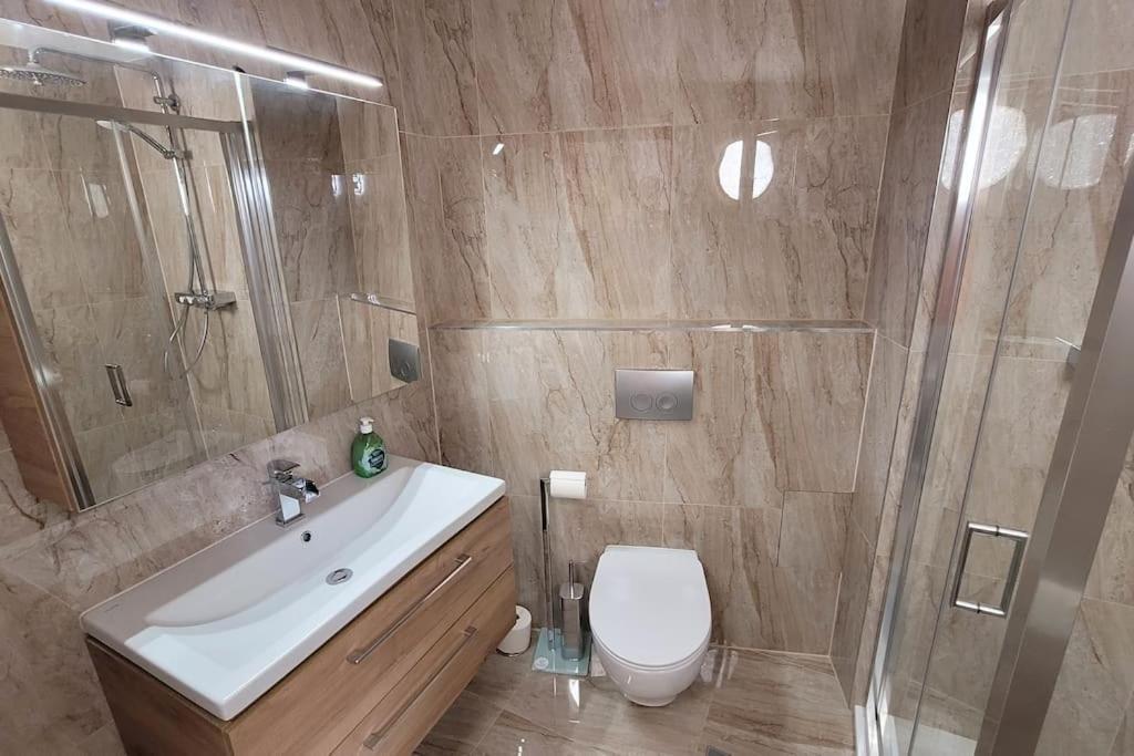 Luxusni Apartman Nedaleko Centra Praga Zewnętrze zdjęcie