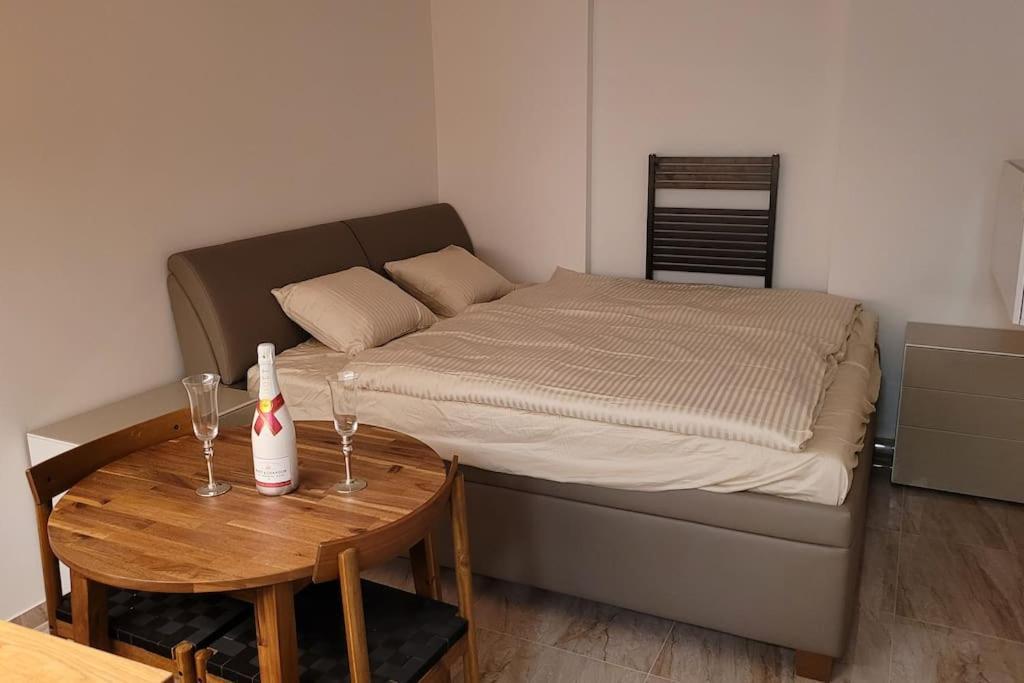 Luxusni Apartman Nedaleko Centra Praga Zewnętrze zdjęcie