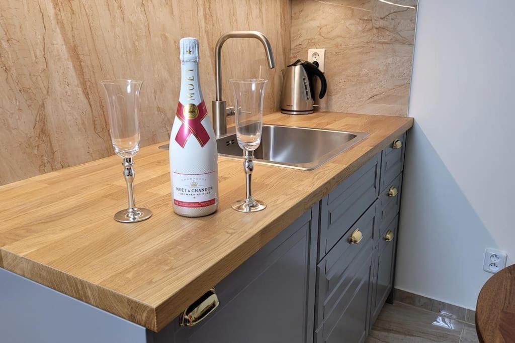 Luxusni Apartman Nedaleko Centra Praga Zewnętrze zdjęcie